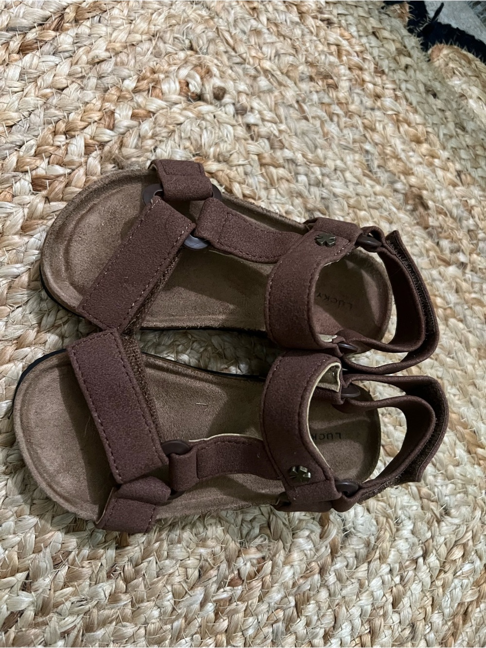 Lucky Brand boys chocolate Strappy microsuede Comfort Sandals NWT 11